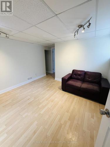 BSMT - 15 BERKHAM ROAD , Toronto, Ontario M1H 2T1 3
