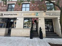 43 QUEEN STREET E  Brampton, ON L6V 1A3