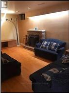 1053 MANCHESTER CRESCENT Oakville, ON L6M 1G2
