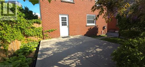 2047 James Street, Burlington, ON 