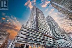 1111 - 117 BROADWAY AVENUE  Toronto, ON M4P 1V3