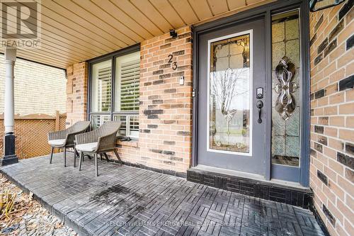 23 DOWNHAM DRIVE , Clarington (Bowmanville), Ontario L1C 4G9 2