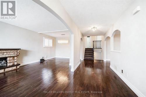 23 DOWNHAM DRIVE , Clarington (Bowmanville), Ontario L1C 4G9 4