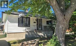 1903 ELLROSE AVENUE Windsor, ON N8W 4V1