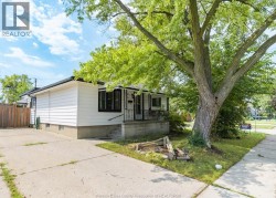 1903 ELLROSE AVENUE Windsor, ON N8W 4V1