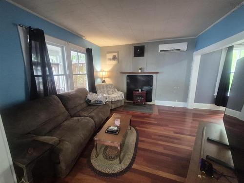 30 Phoenix Street, Bridgewater, NS 