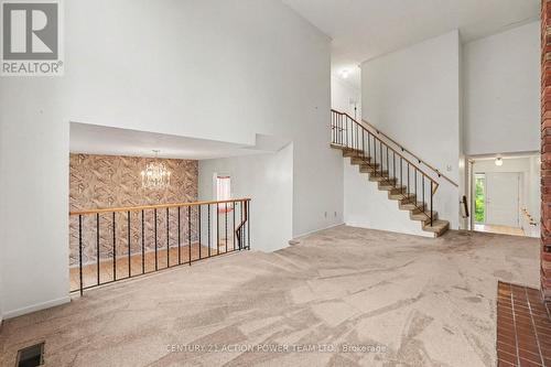 11 Riding Way, Ottawa, ON 