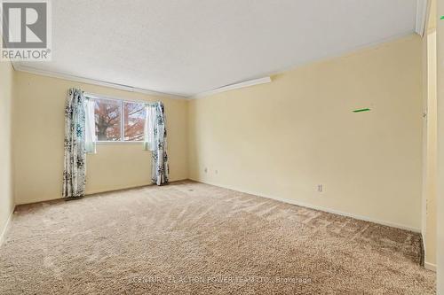 11 Riding Way, Ottawa, ON 