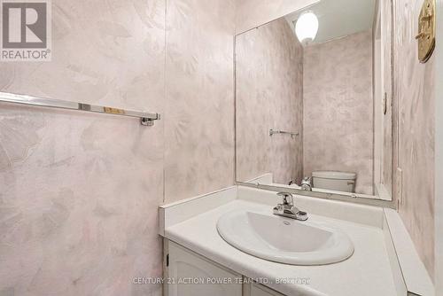 11 Riding Way, Ottawa, ON 