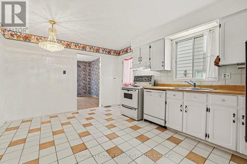 11 Riding Way, Ottawa, ON 