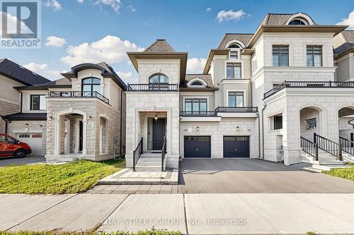 42 BAWDEN DRIVE  Richmond Hill, ON L4S 0H3