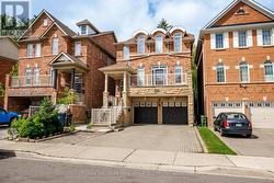 162 BOB YUILL DRIVE Toronto, ON M9M 0B1