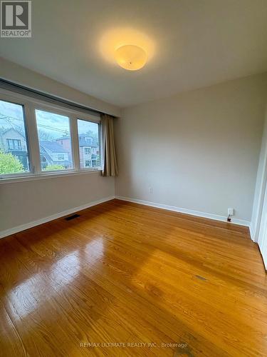 2ND FLOOR - 315 HARVIE AVENUE , Toronto, Ontario M6E 4L2 4