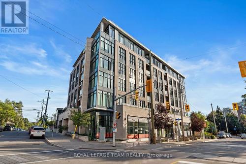 304 - 10 ROSEMOUNT AVENUE  Ottawa, ON K1Y 2Z3