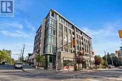 304 - 10 ROSEMOUNT AVENUE  Ottawa, ON K1Y 2Z3