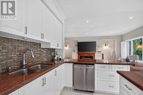 Amazing kitchen - 11 Taj Court, Ottawa, ON 