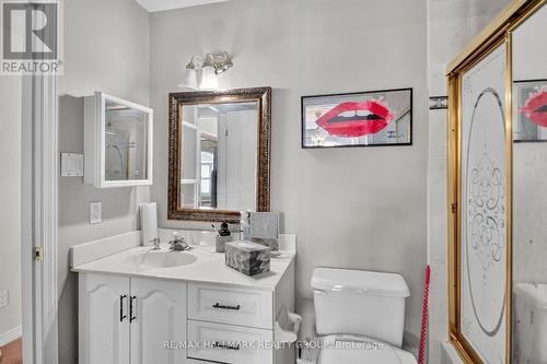 4 piece ensuite in 2nd bedroom - 11 Taj Court, Ottawa, ON 