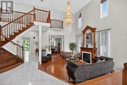 Beautiful staircase, sunken Living room - 