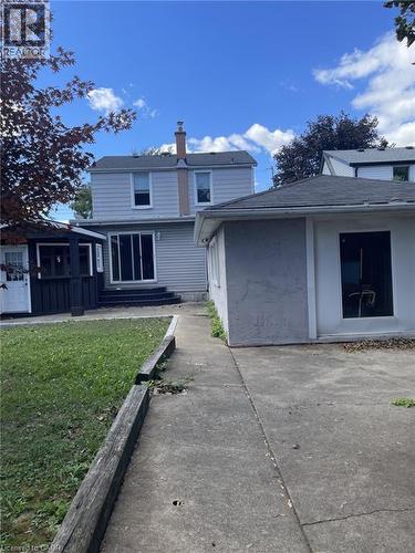 225 EAST 14TH Street Unit# Upper , Hamilton, Ontario L9A 4B7 2
