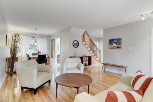 Living Room - 42 Av. Charles, Pointe-Claire, QC 