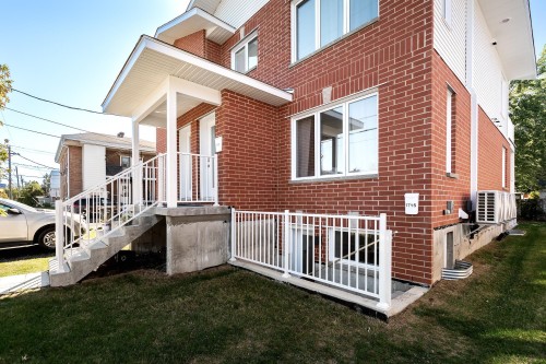 Façade - 1717 Av. Des Pins, Longueuil (Le Vieux-Longueuil), QC 