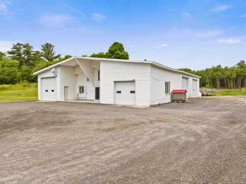 Garage - 2742 Ch. Du Lac, Saint-Norbert, QC 