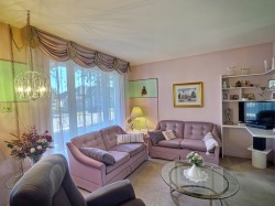 Salon - 