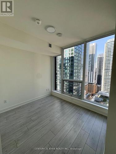 2305 - 15 MERCER STREET , Toronto, Ontario M5V 0T8 5