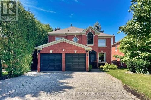 LOWER - 4 THEOBALDS CIRCLE , Richmond Hill, Ontario L4C 9E3 2