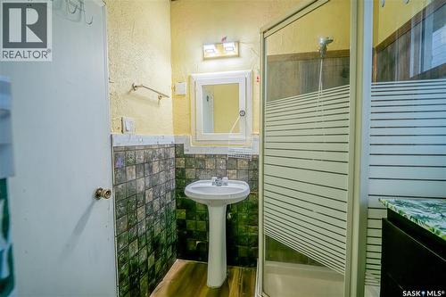 3303 Dewdney Avenue, Regina, SK 