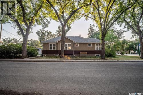 3303 Dewdney Avenue, Regina, SK 
