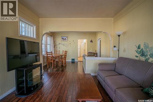 3303 Dewdney Avenue, Regina, SK 