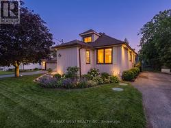 7826 YONGE STREET Innisfil, ON L9S 1L4