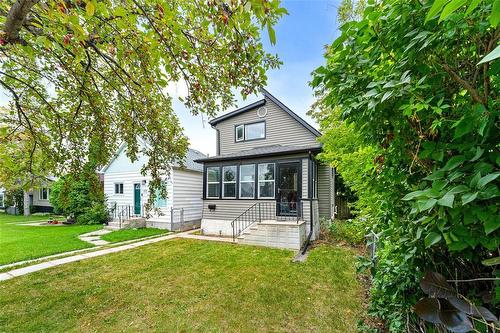 174 Burrin Avenue, Winnipeg, MB 