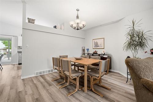 76 Camirant Crescent, Winnipeg, MB 