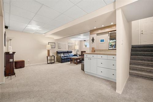 76 Camirant Crescent, Winnipeg, MB 