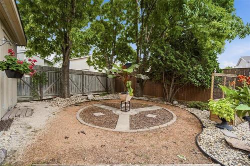 76 Camirant Crescent, Winnipeg, MB 