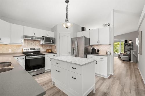76 Camirant Crescent, Winnipeg, MB 
