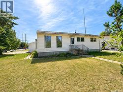 102 6th AVENUE W  Eatonia, SK S0L 0Y0