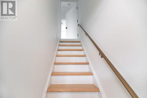 UPPER - 1010 CALEDONIA ROAD , Toronto, Ontario M6B 3Z1 4