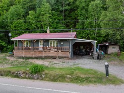 110 Rue St-Michel Sainte-Émélie-De-L'Énergie, QC J0K 2K0