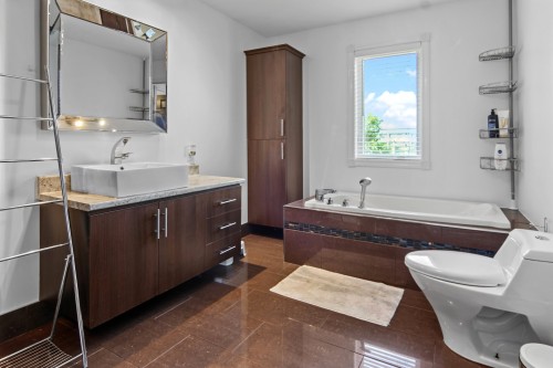 Salle de bains - 311 Rue Du Couvent, Saint-Honoré, QC 