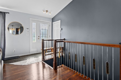 Hall d'entrée/Vestibule - 311 Rue Du Couvent, Saint-Honoré, QC 