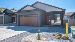 243 Bentgrass Avenue  Oliver, BC V0H 1T3