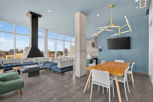 Salle communautaire - 1015-1150 Rue St-Denis, Montréal (Ville-Marie), QC 