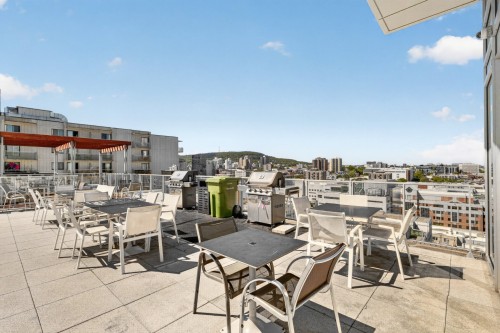 Terrasse - 1015-1150 Rue St-Denis, Montréal (Ville-Marie), QC 
