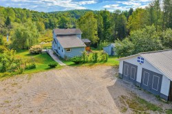 644 Ch. Pontbriand  La Pêche, QC J0X 3K0