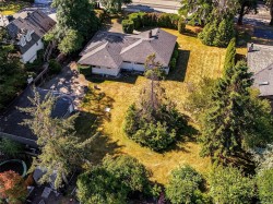 1716 Feltham Rd  Saanich, BC V8N 2A3