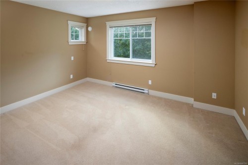 #7-4289 Wilkinson Rd, Saanich, BC 