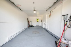 Garage - 
